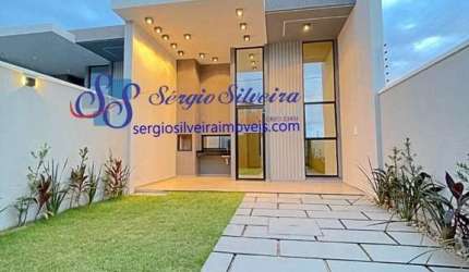 Linda casa com 3 suítes e acabamento moderno em Eusébio.