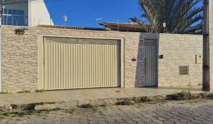 Magnifica casa a 3 minutinhos do centro, com 3 dormitórios, área de terreno vaga,  à venda, 140 m² por R$ 550.000 - Jardim Olímpico - Pouso Alegre/MG