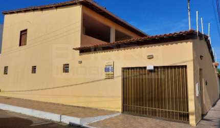 Casa à venda com 3/4 sendo 3 suítes na Barra dos Coqueiros