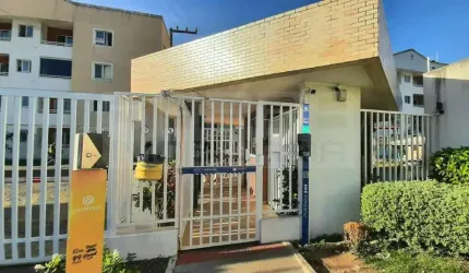 Apartamento 2/4 à venda na Barra dos Coqueiros