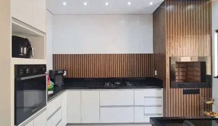 Casa com 4 quartos à venda na Qnm, 40, Taguatinga Norte (Taguatinga), Brasília por R$ 650.000