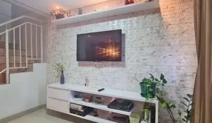 Casa em condomínio fechado com 4 quartos à venda na Qc 5, 5, Jardins Mangueiral (São Sebastião), Brasília por R$ 550.000