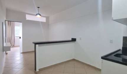Kitnet / Stúdio à venda na CLN 7 Bloco J, 102, Riacho Fundo I, Brasília por R$ 175.000