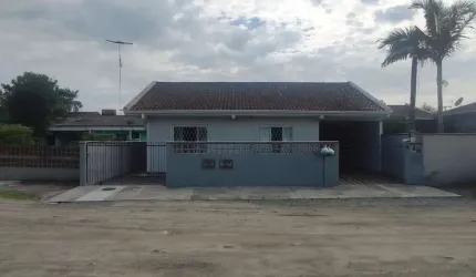 Casa para Venda em Joinville, Morro do Meio, 3 dormitórios, 2 banheiros, 3 vagas