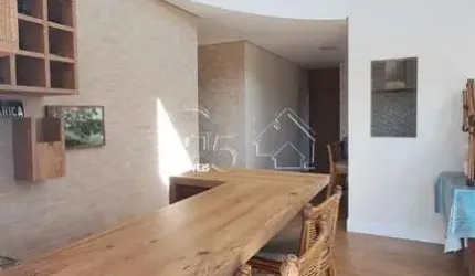 Casa em Condomínio à Venda em Nova Caieiras-SP: 3 Quartos, 1 Suite, 1 Sala, 3 Banheiros, 4 Vagas de Garagem, 347,00 m² de Área.