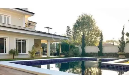 Imperdível Casa de 4 Quartos em Condomínio em Nova Caieiras, Caieiras-SP  750m²  5 vagas  3 salas  6 banheiros