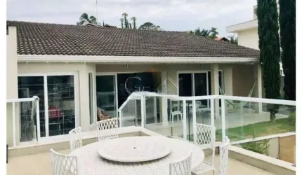 Vende-se Casa Condomínio Marambaia Vinhedo