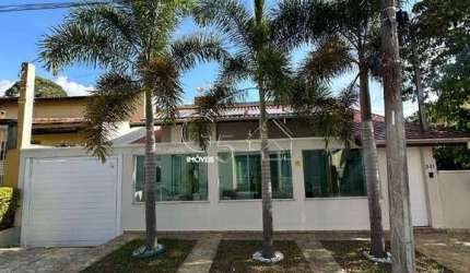Casa de Luxo em Condomínio: 3 quartos, 1 suíte, 2 salas, 4 banheiros, 4 vagas e 300m² em Nova Caieiras-SP