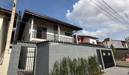 Aluguel de Casa em Condomínio de Alto Padrão em Nova Caieiras-SP: 3 Quartos, 1 Suíte, 2 Salas, 4 Banheiros, 6 Vagas e 250m² de Área.
