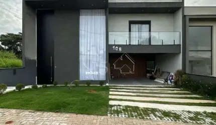 Maravilhosa casa em condomínio à venda em Caieiras-SP, Nova Caieiras - 3 quartos, 1 suíte, 3 salas, 4 banheiros, 4 vagas, 300m².