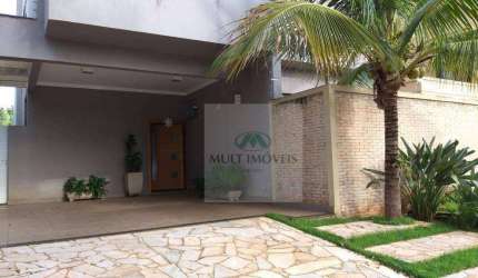 Sobrado em ótima localização no Bairro Jd. Nova Aliança Sul com terreno de 360m² e 408m² de área útil, 4 dormitórios.