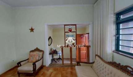 Casa térrea em excelente localização no Bairro Campos Elísios.