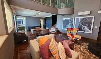 Apartamento duplex mobiliado localizado na Av João Fiusa com 240m² de área privativa.