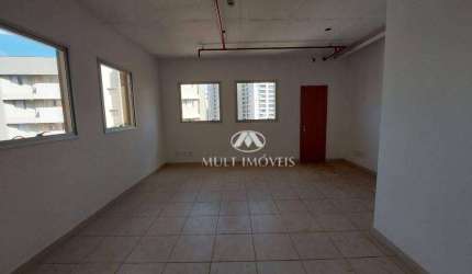 Sala Comercial no Centro Empresarial Jd. Botânico, com 53m² de área privativa.