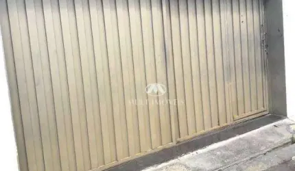 Casa térrea localizada no Bairro Campos Elísios com 104m² de construção.