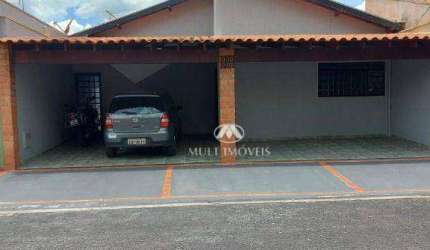 Casa para venda em condomínio fechado, no Jardim Florestan Fernandes com 200 m² de terreno e 90 m² de área construída.