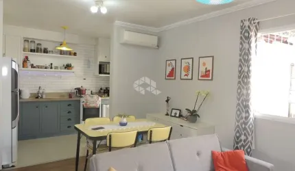 Casa térrea em condomínio fechado com 81 m² construídos, 2 dormitórios