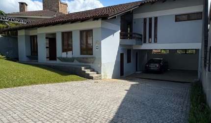Casa no bairro Saguaçu