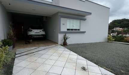 Casa à Venda no João Costa