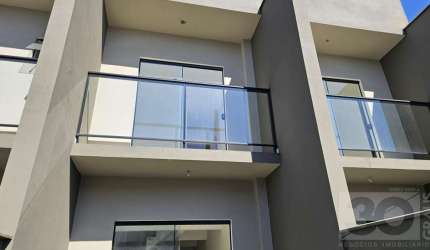 Casa Geminada para Venda em Joinville, Boa Vista, 3 dormitórios, 1 suíte, 3 banheiros, 2 vagas