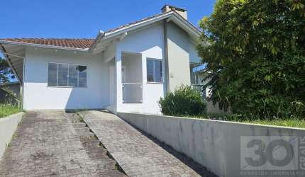 Casa para Venda em Campo Alegre, Centro, 2 dormitórios, 1 suíte, 2 banheiros, 2 vagas