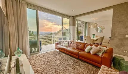 Valville I - casa no Residencial Valville1, com uma das vistas mais DESLUMBRANTES de Alphaville pra uma área verde incrível de mata preservada               463 m2