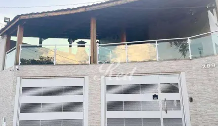 Lindo Sobrado com Piscina 3 dormitórios