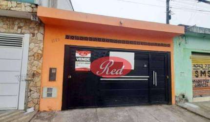 Òtima casa com área Gourmet