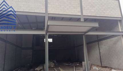 Galpão para Locação, 330 M2, 5 vagas na Chácara Santo Antônio