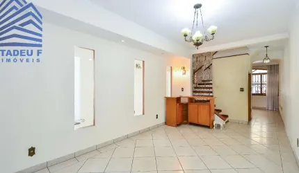 Casa a Venda, 2 dorms, 2 vagas na Vila Monumento