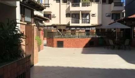 casa duplex a duas quadras da praia do Recreio posto 9 com 220 m com 3 quartos sendo 2 suítes