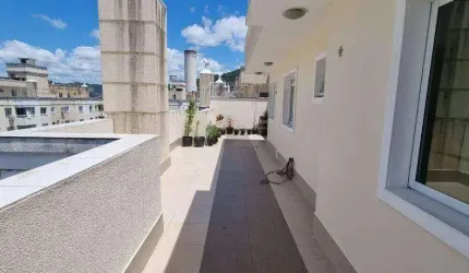Cobertura com 2 dormitórios para alugar, 90 m² por R$ 3.350,00/mês - Pedra Branca - Palhoça/SC