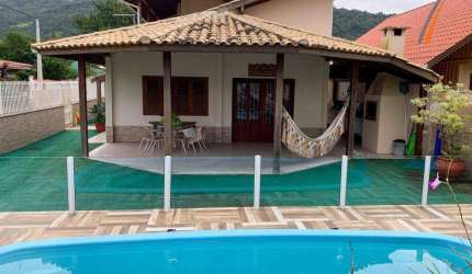 Casa com 4 dormitórios à venda, 200 m² por R$ 2.100.000,00 - Armação do Pântano do Sul - Florianópolis/SC