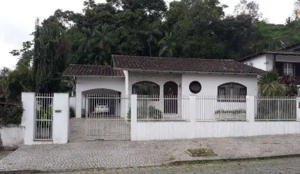 Casa com 3 dormitórios à venda, 160 m² por R$ 945.000,00 - Anita Garibaldi - Joinville/SC