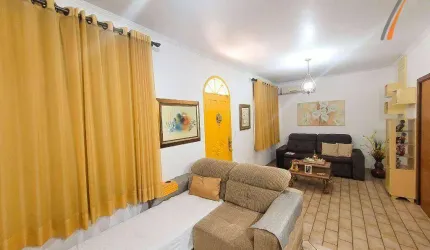 Casa com 4 dormitórios à venda, 211 m² por R$ 850.000,00 - Barreiros - São José/SC