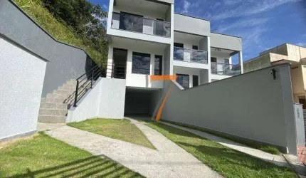 Casa com 2 dormitórios à venda, 97 m² por R$ 575.000,00 - Potecas - São José/SC