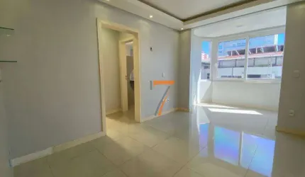 Apartamento com 2 dormitórios à venda, 85 m² por R$ 650.000,00 - Balneário - Florianópolis/SC