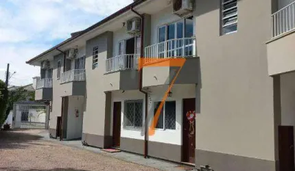 Sobrado com 3 dormitórios à venda, 111 m² por R$ 600.000 - Cidade Universitária Pedra Branca - Palhoça/SC