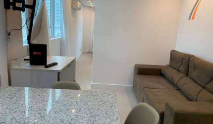 Studio com 1 dormitório para alugar, 31 m² por R$ 3.912,13/mês - Agronômica - Florianópolis/SC