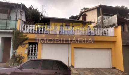 Casa nobre pronto para morar.
