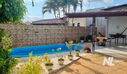 Casa com 4 dormitórios à venda, 152 m² por R$ 700.000,00 - Nova Parnamirim - Parnamirim/RN