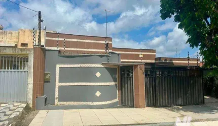 Casa com 4 dormitórios à venda por R$ 550.000 - Candelária - Natal/RN