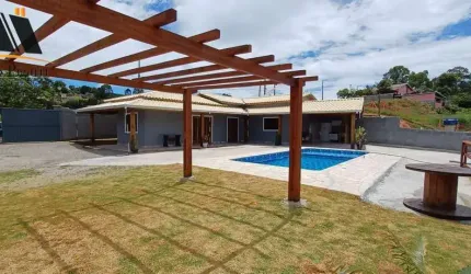 Chácara para Venda em Pinhalzinho, zona rural, 3 dormitórios, 1 suíte, 3 banheiros