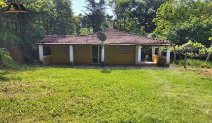 Sítio para Venda em Pedra Bela, centro, 3 dormitórios, 2 suítes, 2 banheiros
