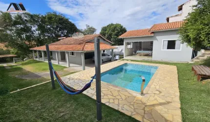 Chácara para Venda em Pinhalzinho, zona rural, 3 dormitórios, 1 suíte, 3 banheiros