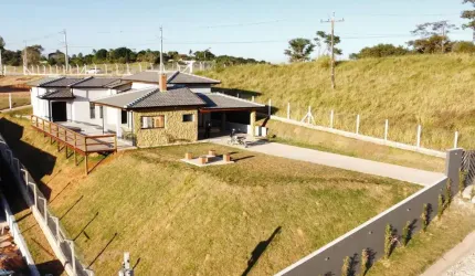 Chácara para Venda em Pinhalzinho, zona rural, 3 dormitórios, 1 suíte, 3 banheiros