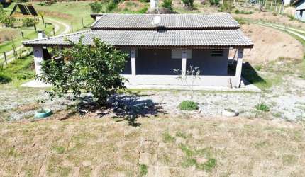 Chácara para Venda em Pedra Bela, zona rural, 2 dormitórios, 1 suíte