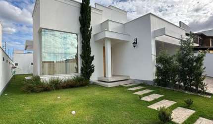 Casa com 3 dormitórios sendo 1 suíte