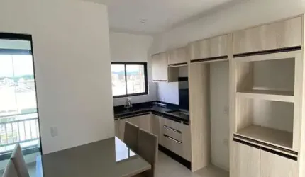 Apartamento semi-mobiliado com 2 dormitórios à venda em Tijucas-SC