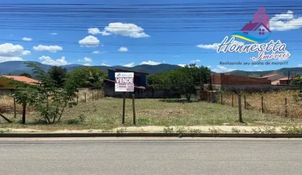 Lote comercial perto da praia de Jaconé, Saquarema.